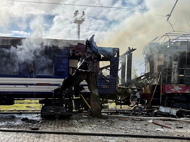В "Укрзалізниці" розповіли, чи їздитимуть поїзди до прифронтових громад через атаки РФ