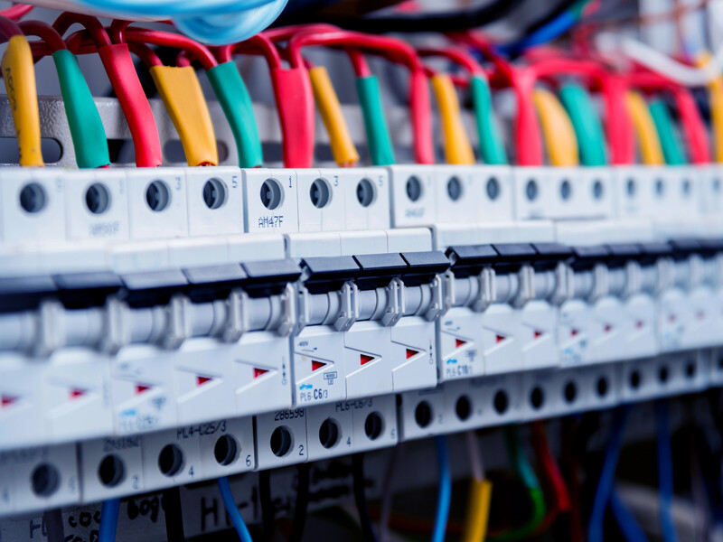 Избыточная генерация и спад жары в сентябре обвалили цены на электроэнергию – Прокип