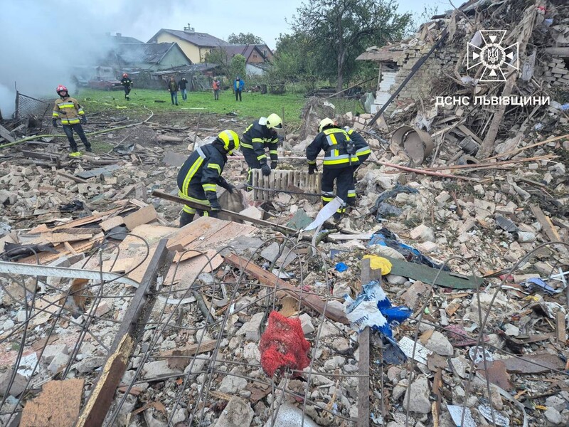 "Америка и Европа должны действовать". Зеленский прокомментировал массированную атаку РФ на Украину