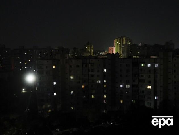 Украина создала секретную сеть батарей для сохранения электричества после российских атак — WSJ