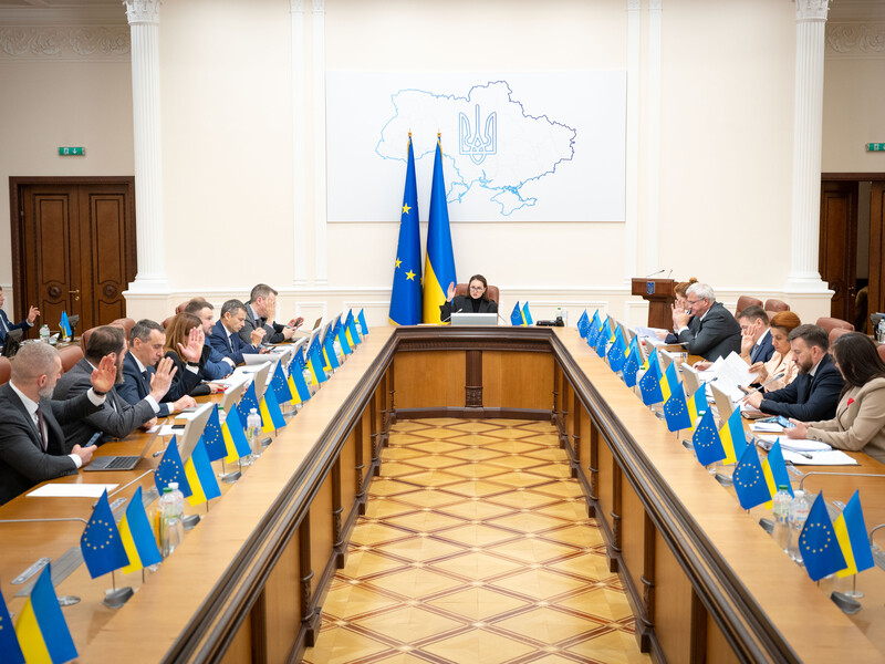 Кабмин одобрил увеличение расходов Украины на оборону. Сколько получит Минобороны?