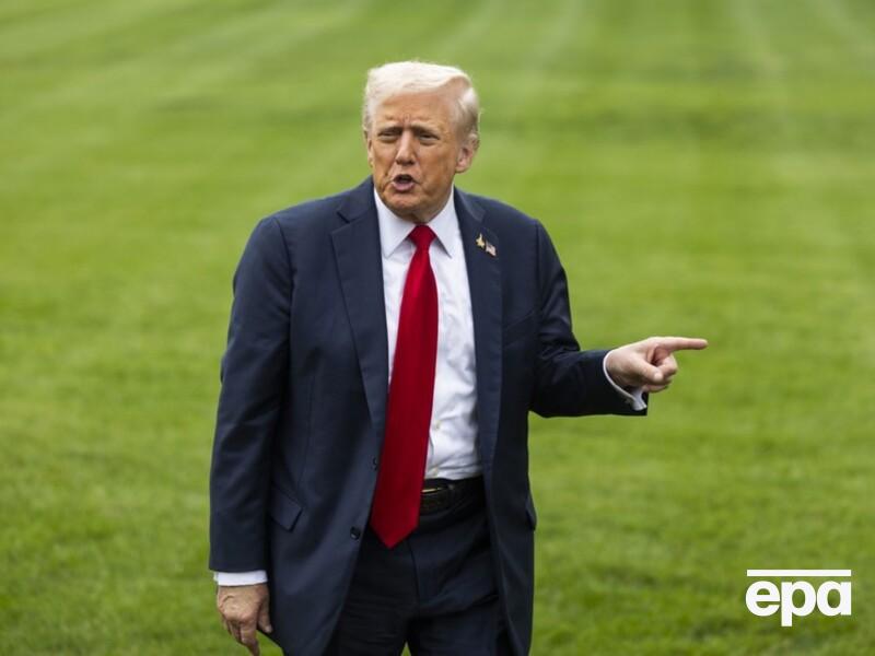 Пять роликов, по которым можно научиться танцевать тот самый неуклюжий танец Трампа