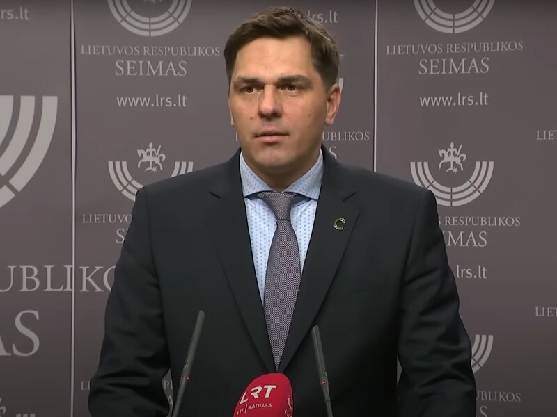 После отставки министр культуры Литвы смог ответить, чей Крым