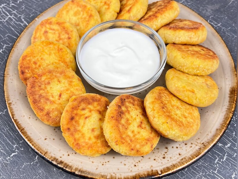 Сохраните, чтобы приготовить осенью. Тыквенные сырники. Рецепт в четыре шага