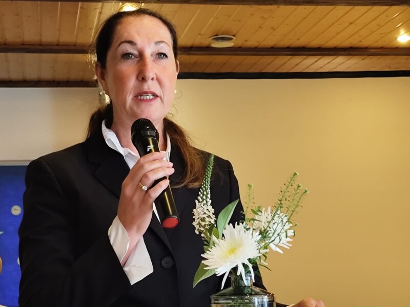 В Германии на новоизбранного мэра напали с ножом, она в критическом состоянии