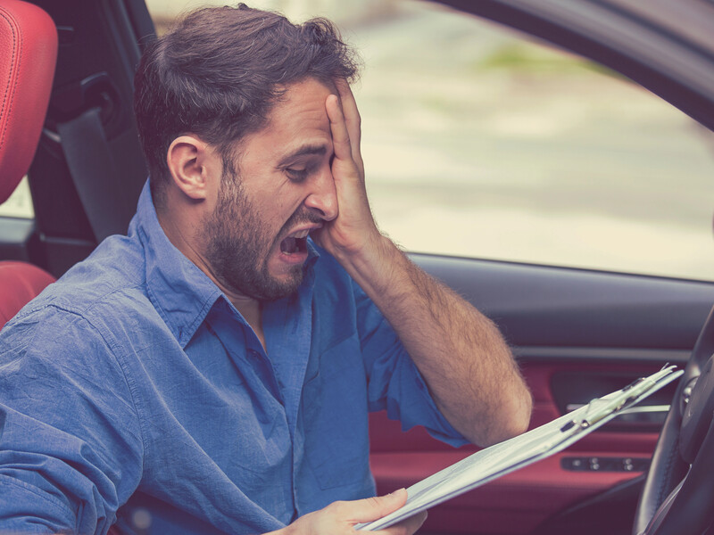 В Украине хотят ввести штрафные баллы для "лихачей и мажоров" на дорогах. Что это значит?