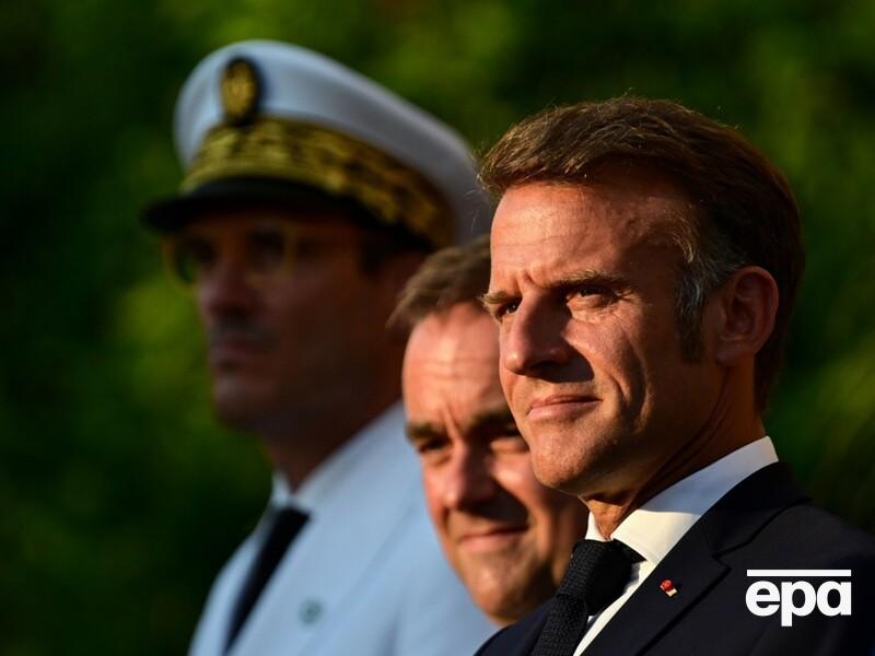 Макрон дал Лекорню двое суток для переговоров о формировании правительства после его заявления об отставке