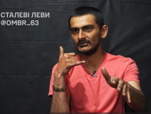 ВСУ взяли в плен 22-летнего индийца, который хотел сбежать из российской тюрьмы, где сидел за наркотиками. Видео