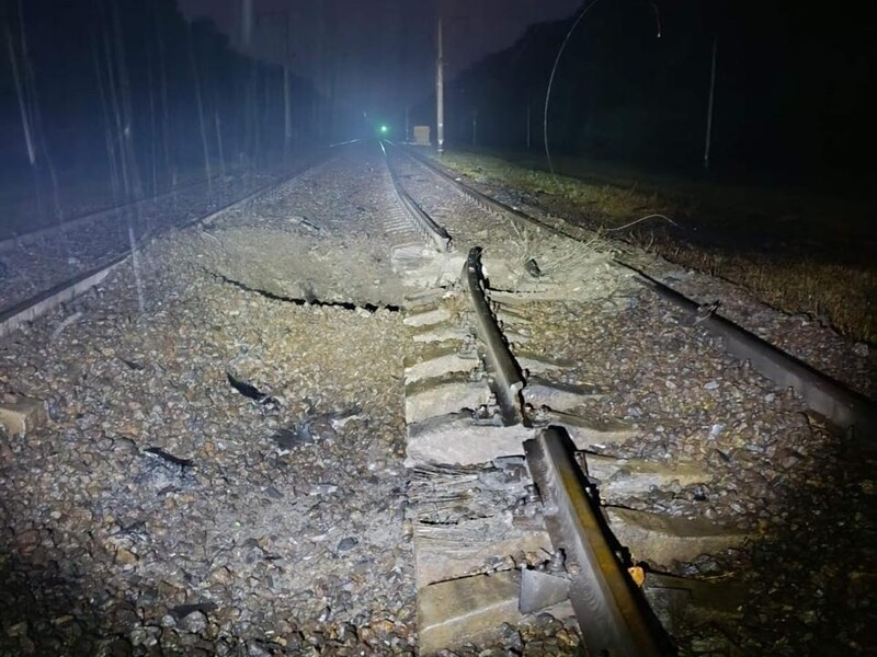 Через нічні обстріли в Україні скасовано й затримується багато поїздів. Список
