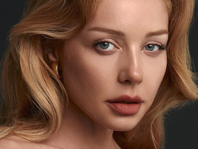 Тіна Кароль показала фігуру на повен зріст. Співачка продемонструвала також тіло зі спини