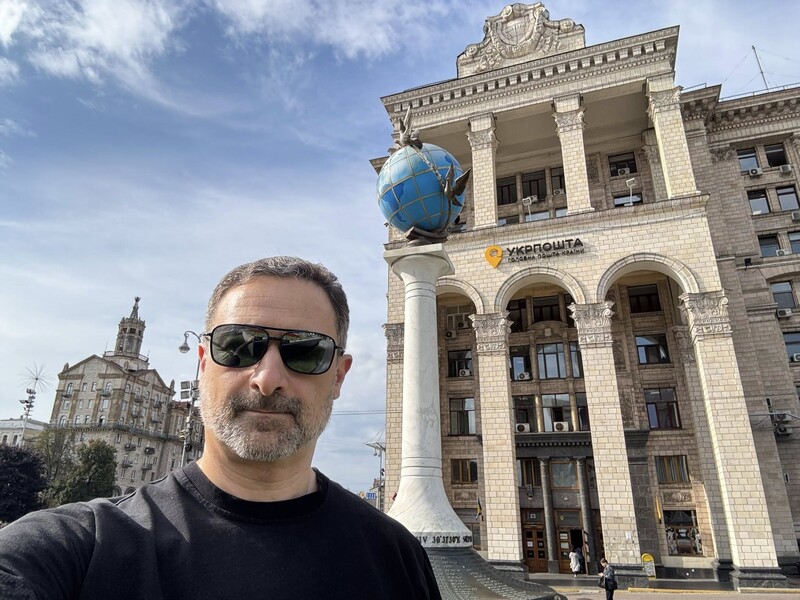 "Готовим подобную программу". Глава "Укрпошти" рассказал, для чего компания закупала куриные головы