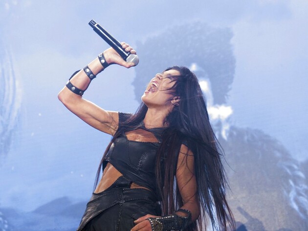 Співачка з В'єтнаму поцупила в переможниці 