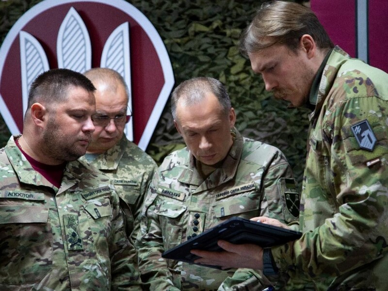 Сирський відзвітував про Добропільську контрнаступальну операцію