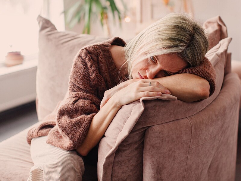 "Як не дати зламати себе". Фонд Ріната Ахметова зібрав поради психолога 