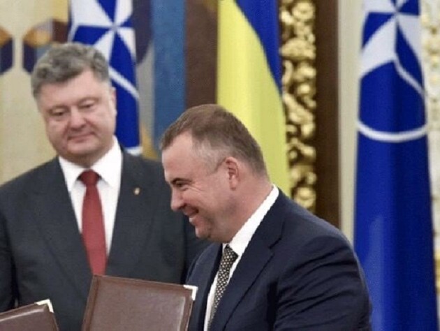 Гладких: Порошенко начали судить, а Свинарчук продает виллу – так выглядит ответственность