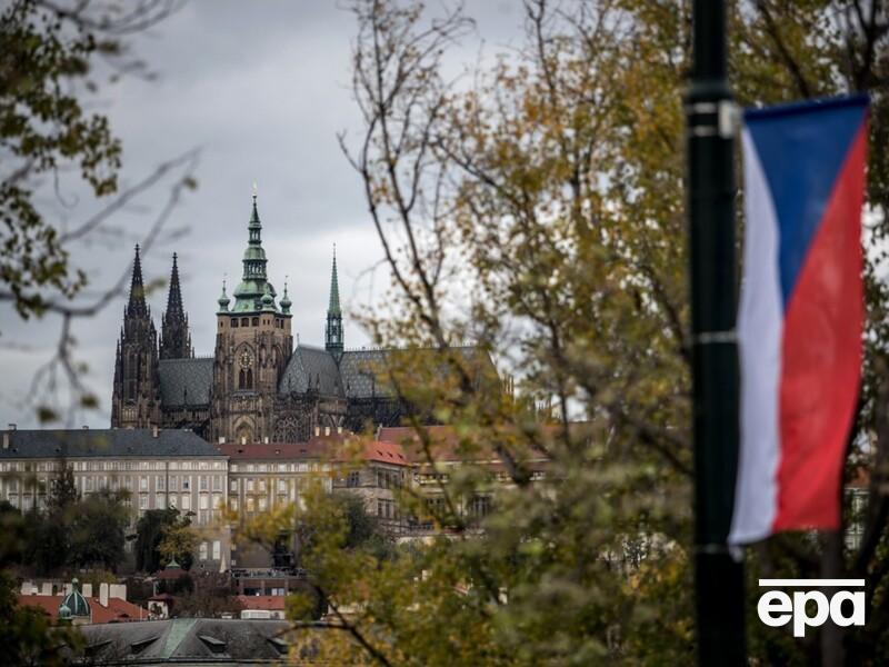 У Чехії заявили про невідомі дрони над військовими об'єктами і не тільки