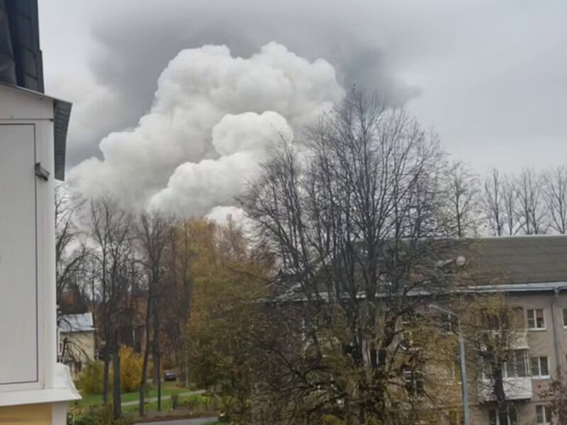 Над заводом "Роскосмосу" піднявся стовп диму, пабліки пишуть про викид ракетного палива. Що відбувається?