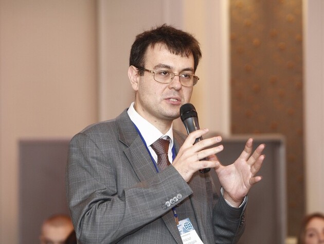 Украинцам, которые передают свои банковские карты другим лицам, могут ограничить финоперации – Гетманцев