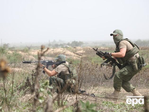 Росія зазнає величезних втрат на фронті заради мікроскопічних досягнень – Politico