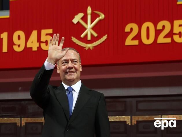 Медведев заявил, что передача Tomahawk Украине закончится плохо для всех, в первую очередь – для Трампа