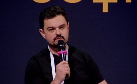 Цікаві досліди відбуваються в Московії. Подивимося, як цей чорний лебідь злітатиме