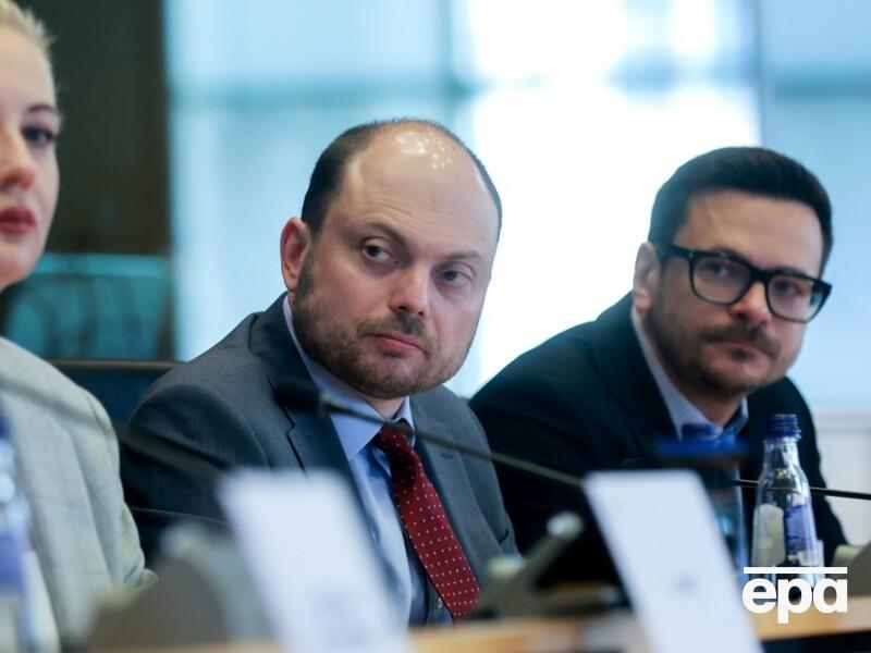 Россия объявила в розыск оппозиционера Кара‑Мурзу, которого сама же освободила год назад