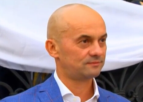 За російське громадянство тепер треба трохи страдать