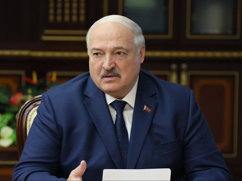 Лукашенко: Украина должна существовать как суверенное независимое государство