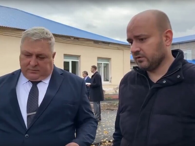 "Уволен на..." В РФ губернатор Самарской области матом отправил главу района в отставку. Видео