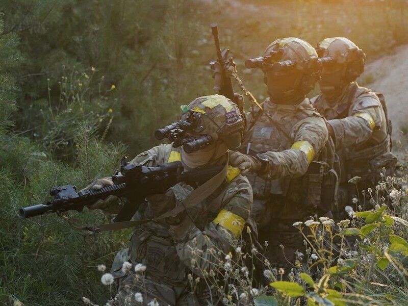 Бійці ССО розгромили росіян на їхніх позиціях. Відео