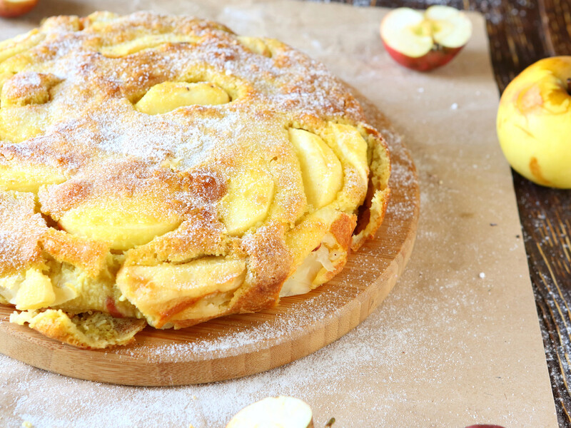 Ця випічка готується швидко, а байдужим не лишить нікого. Запашна й смачна галета з яблуками