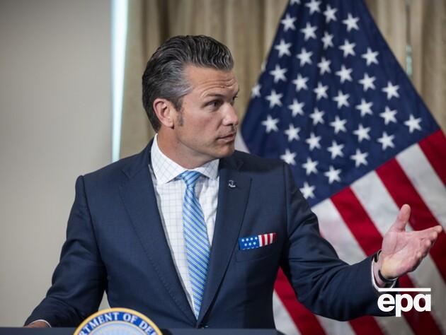 Самолет с главой Пентагона объявил аварийную ситуацию над Атлантикой. Что случилось?