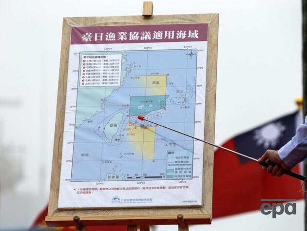 Китай конфисковал десятки тысяч карт из-за 