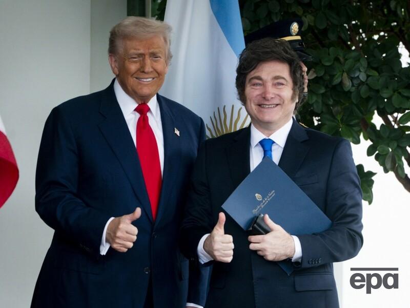 Трамп кинувся на допомогу союзнику в Аргентині – і, можливо, потопив його. Як це сталося