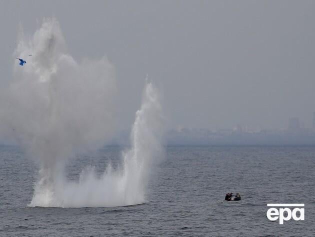 Окупанти скинули в Чорне море фугасну бомбу вагою 500 кг, вона могла спрацювати проти цивільного судна – ВМС ЗСУ