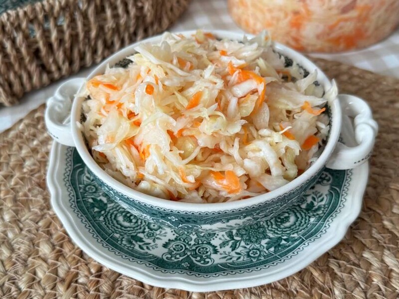 Сейчас – лучшее время начать квасить. Рецепт идеальной квашеной капусты