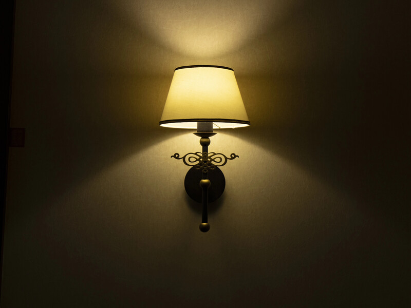 По всій Україні запровадили екстрені вимкнення електроенергії – "Укренерго"