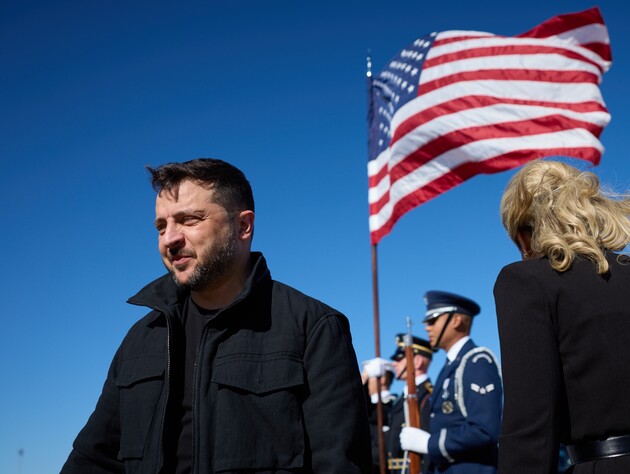 Зеленський уже у Вашингтоні: Москва поспішає відновити діалог, лише почувши про Tomahawk