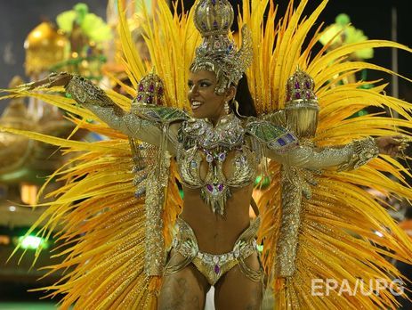 В Бразилии прошел конкурс-парад школ самбы. Фоторепортаж