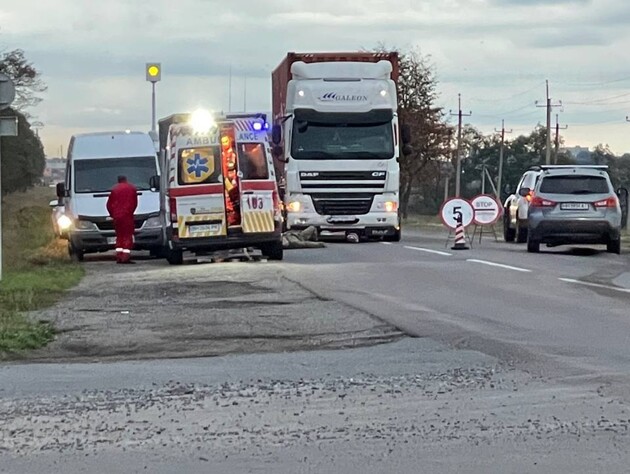 На блокпості в Одеській області фура наїхала на військових, двоє загиблих – поліція