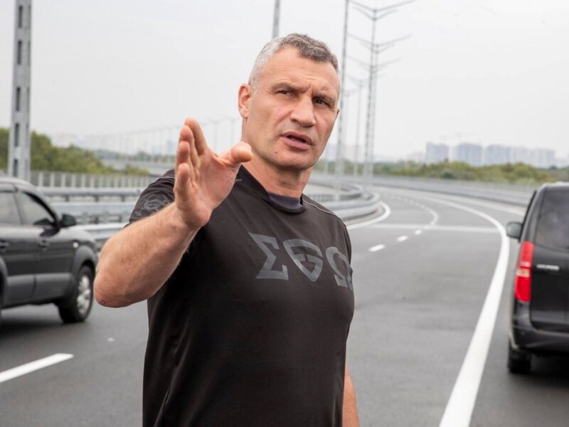 Мер Києва Кличко: Політика – це велике озеро з лайном. Так сталося, що я плаваю в цьому озері