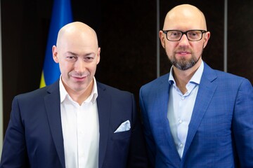 Визит Зеленского в Вашингтон, встреча Трампа с Путиным, инсайды из США. Стрим Гордона с Яценюком. Трансляция