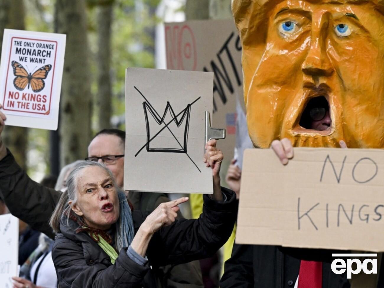 No Kings. У США і Європі протестують проти політики Трампа. Фоторепортаж