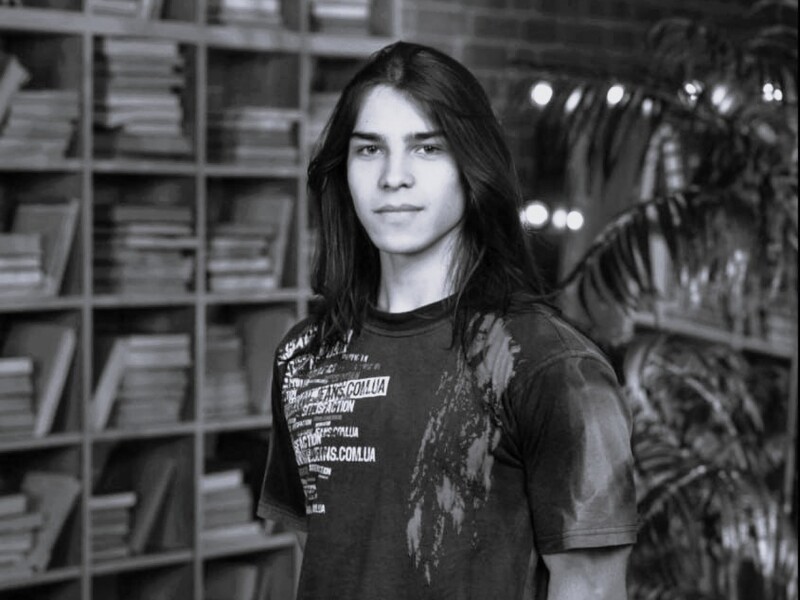 Сидел босиком и что-то бормотал. Подозреваемый в убийстве украинца в Ирландии заключен под стражу