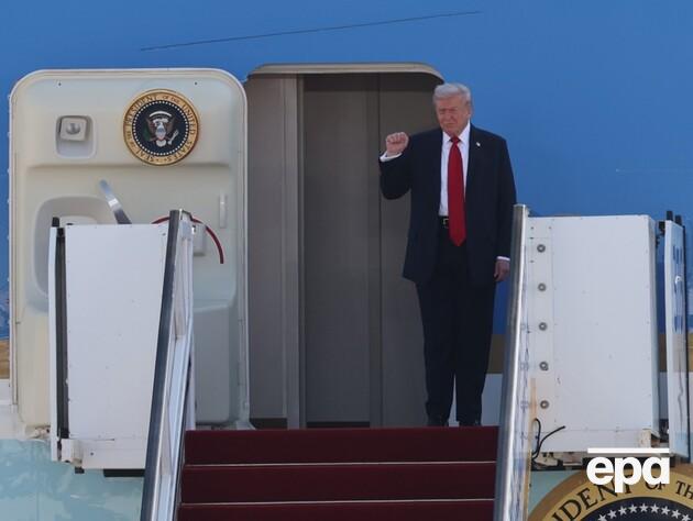 В США нашли охотничью вышку с видом на зону приземления самолета Трампа Air Force One – Fox News