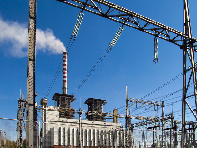 ДТЕК відновив після обстрілів електрику для 210 тис. сімей