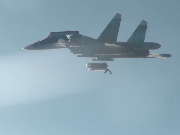 РФ запустила серийное производство новых авиабомб дальностью 200 км, которыми начала бить по Украине – ГУР