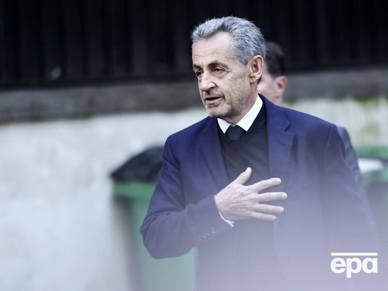 Засудженого експрезидента Франції відправили до в'язниці на п'ять років