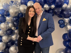 Отдаст ли Украина Донбасс, бунт генералов в РФ, встреча в Будапеште. Стрим Бацман с Гордоном. Трансляция