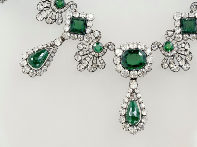 Поліція може спіймати грабіжників Лувру, але повернути коштовності навряд чи вдасться – Reuters